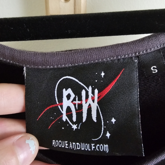 Wanderer Sweater/Dress - Picture 5 of 13